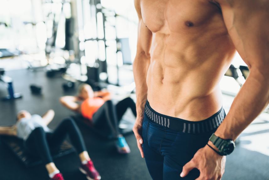 Flacher Waschbrettbauch durch Lauftraining fördern | sixpack.at